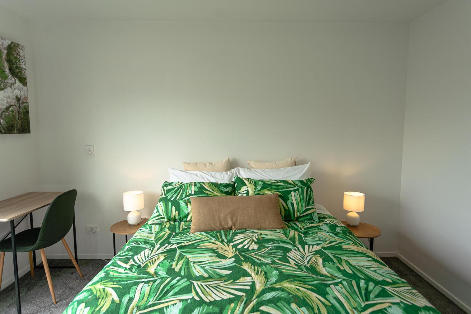 Modern 2 Bedroom Townhouse In Cbd With Parking! Sleeps 5 Christchurch Kültér fotó