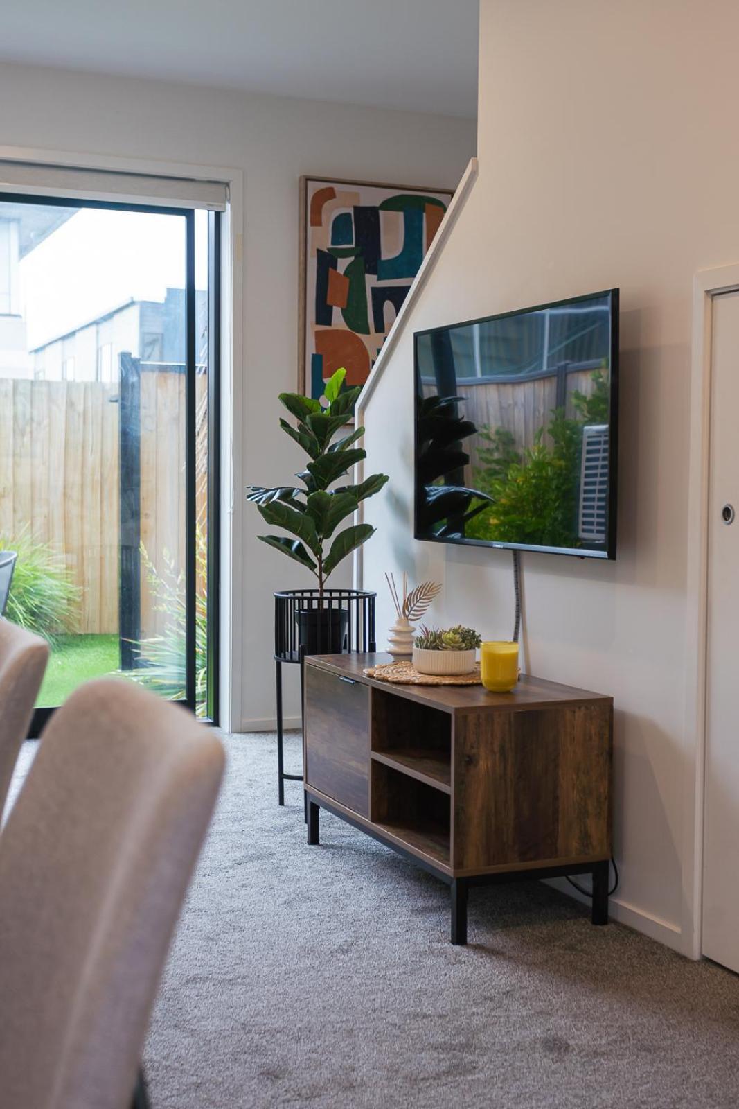 Modern 2 Bedroom Townhouse In Cbd With Parking! Sleeps 5 Christchurch Kültér fotó
