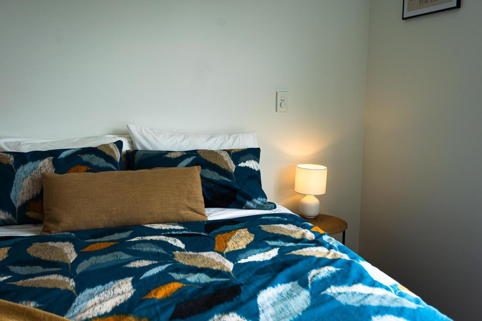 Modern 2 Bedroom Townhouse In Cbd With Parking! Sleeps 5 Christchurch Kültér fotó